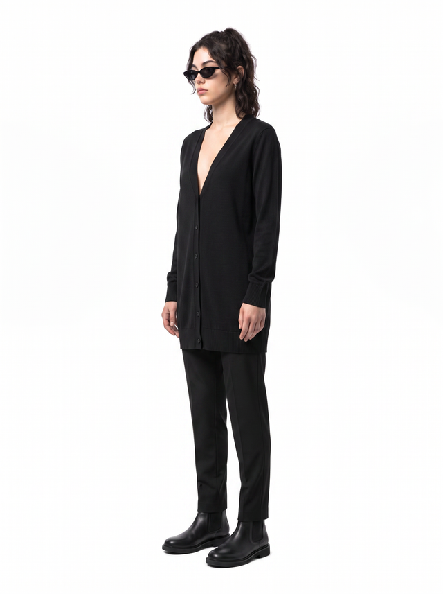 Abyssal Cardigan - Obsidian Black - side model