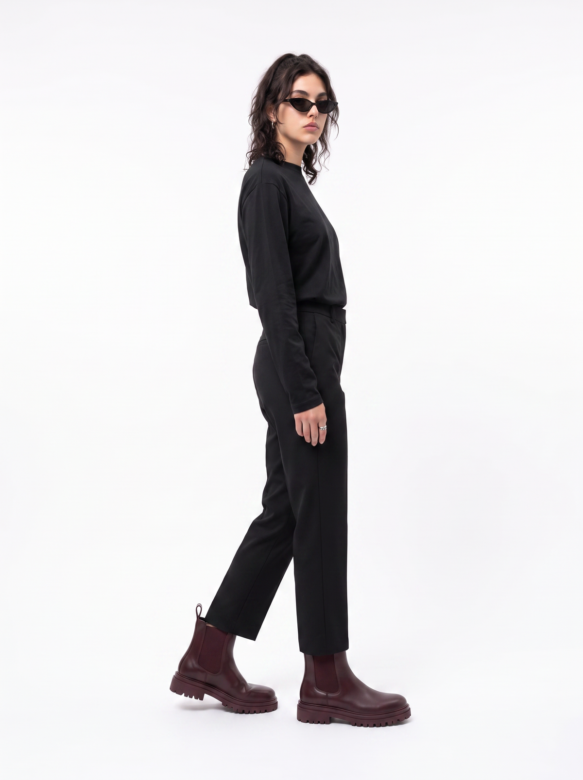 Chunky Chelsea - Oxblood Burgundy - side model