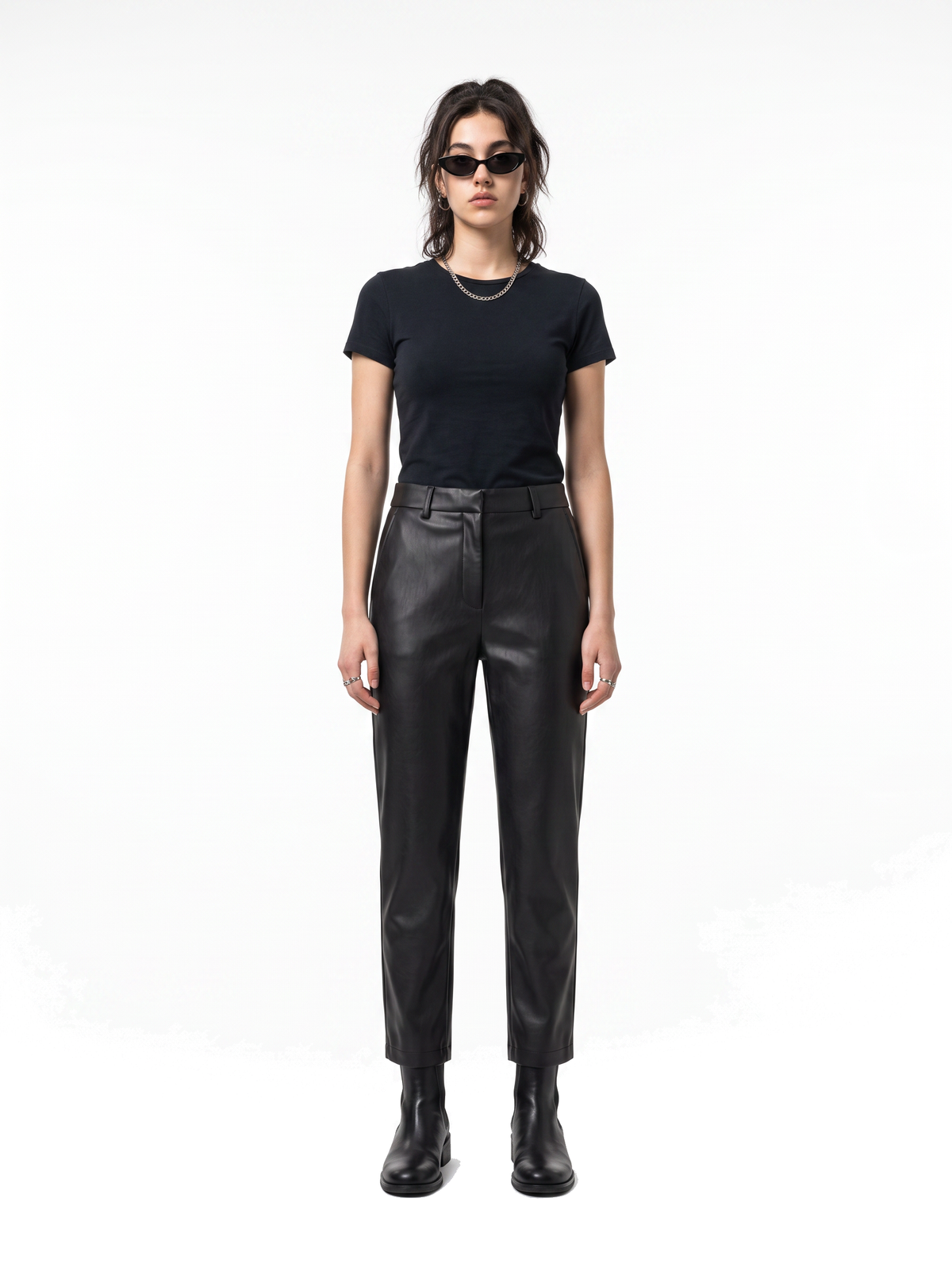 Grounded Trousers - Obsidian Black - full model