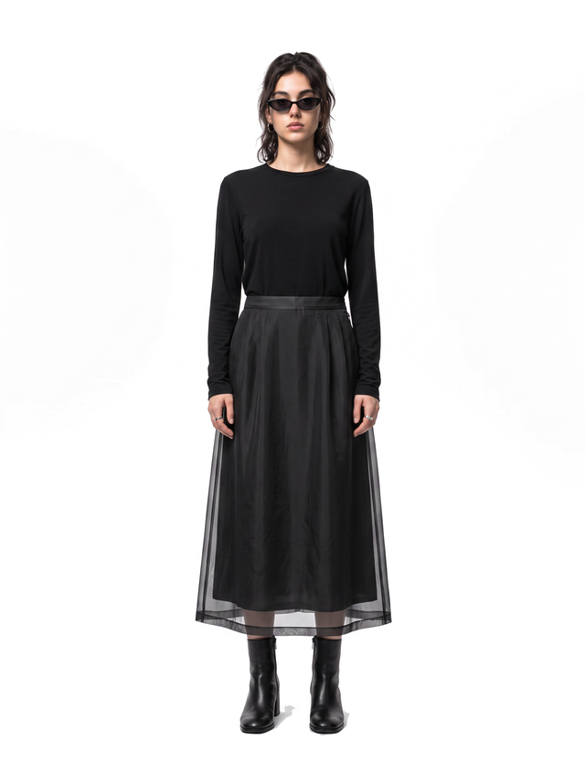 Mist Skirt - Obsidian Black - full model