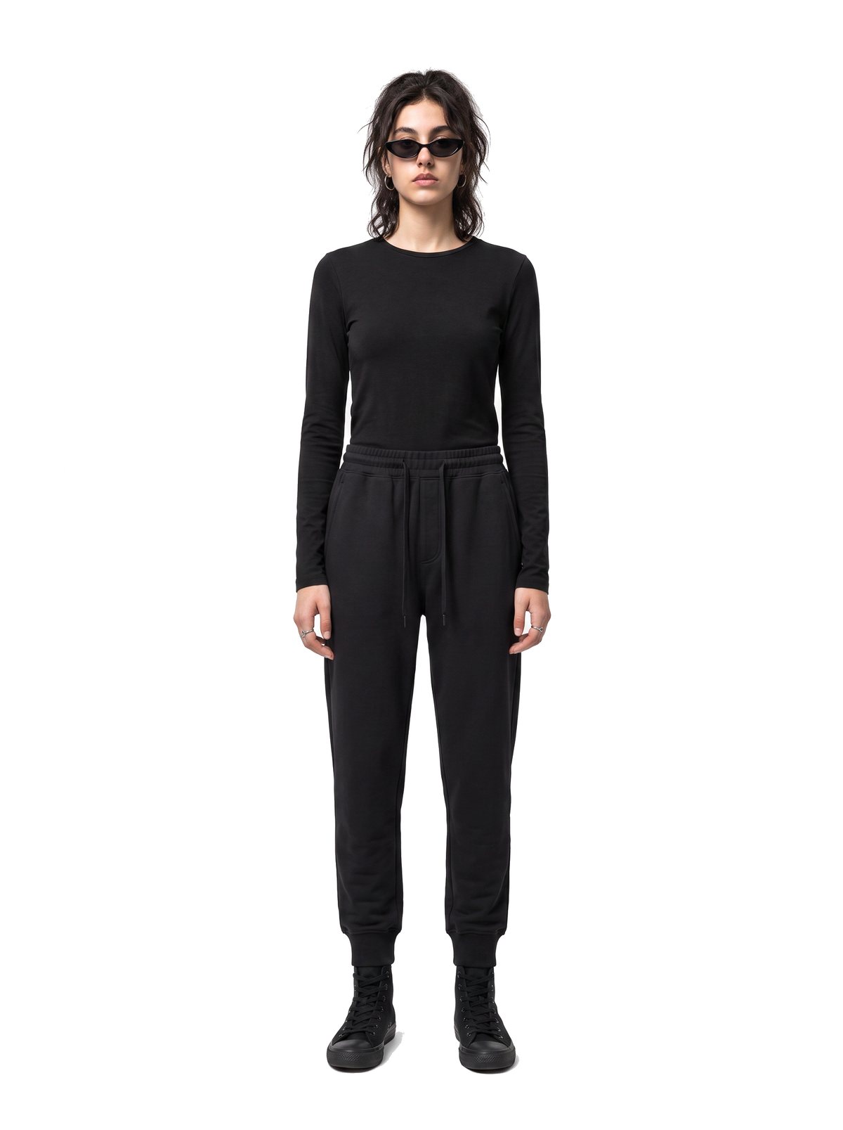 Noir Joggers - Obsidian Black - full model