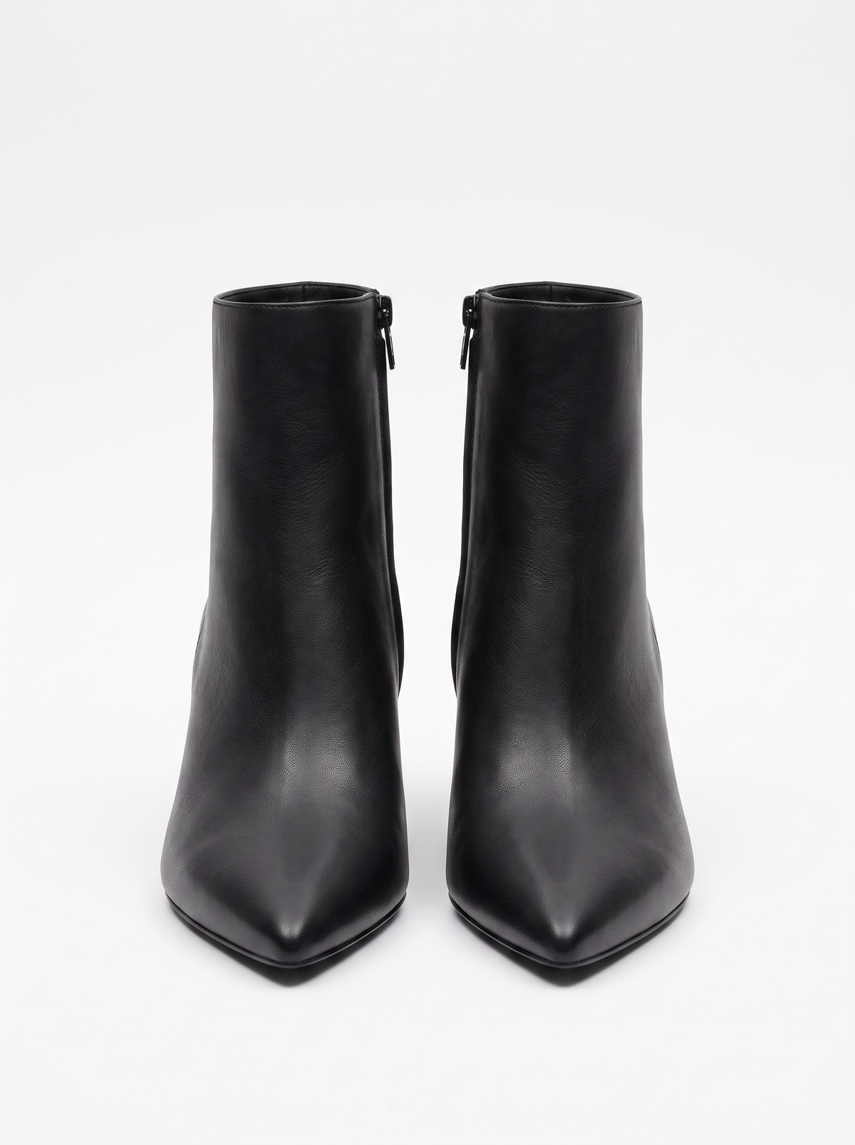 Sharp Boot - Obsidian Black - front product